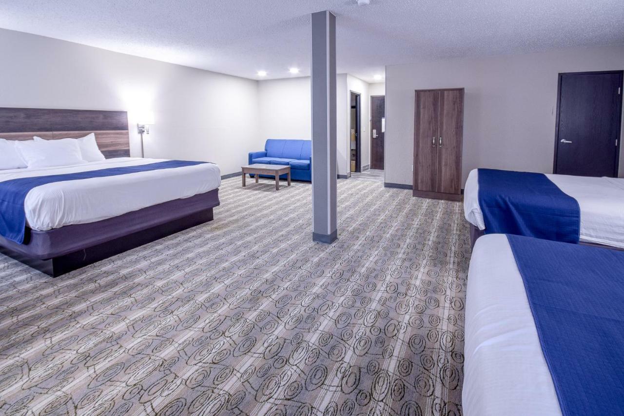 Days Inn & Suites by Wyndham Wisconsin Dells Exterior foto