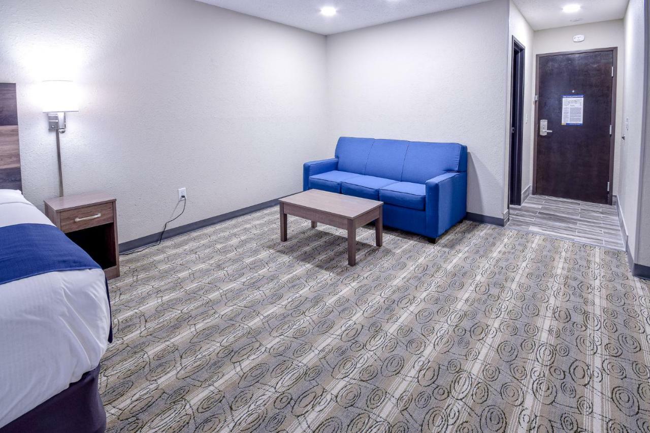 Days Inn & Suites by Wyndham Wisconsin Dells Exterior foto